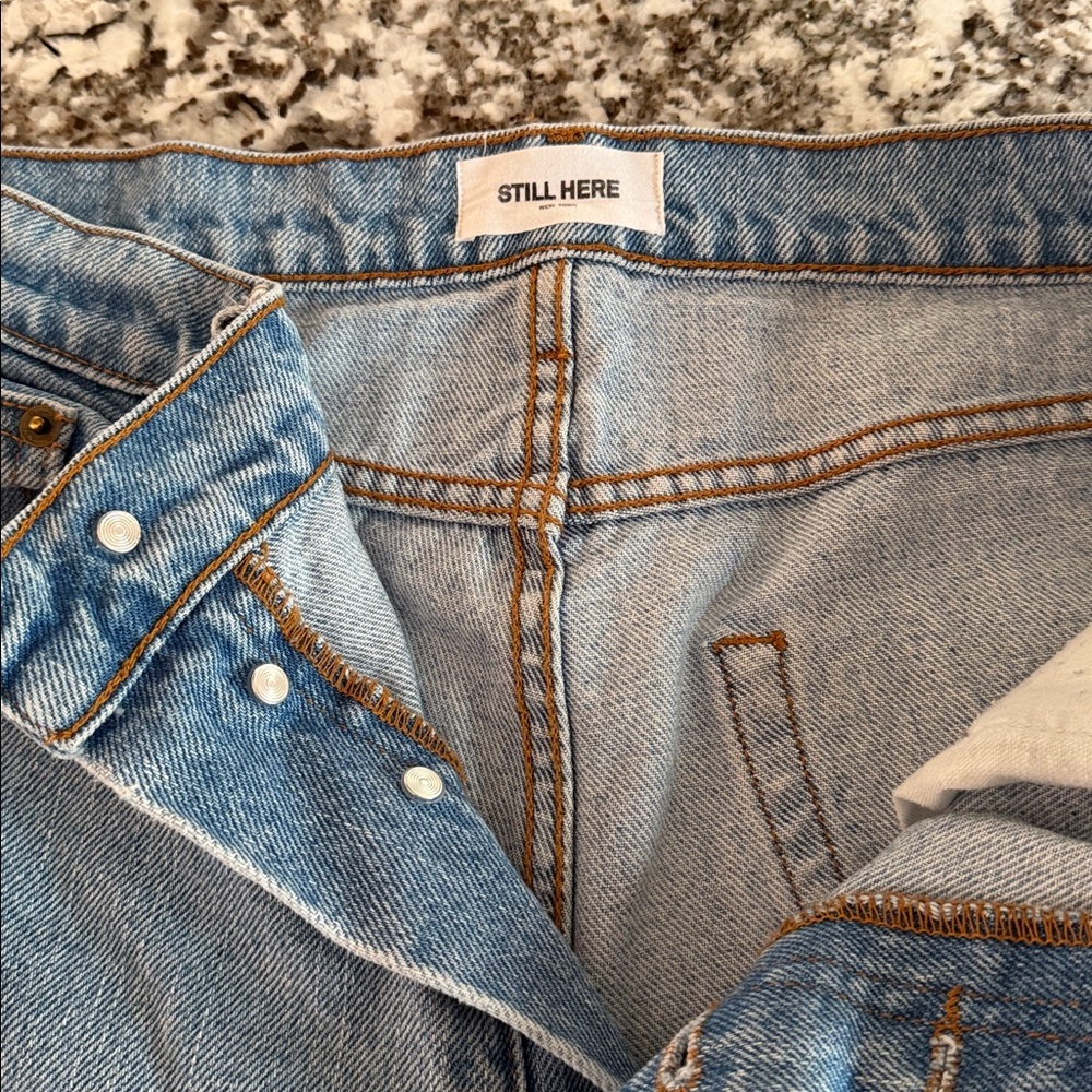 Light Blue Straight Leg Women’s Jeans - Picture 4 of 5